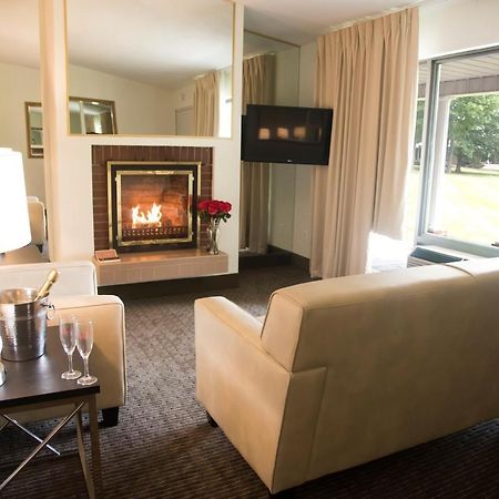 Cove Haven Resort Lakeville Екстер'єр фото