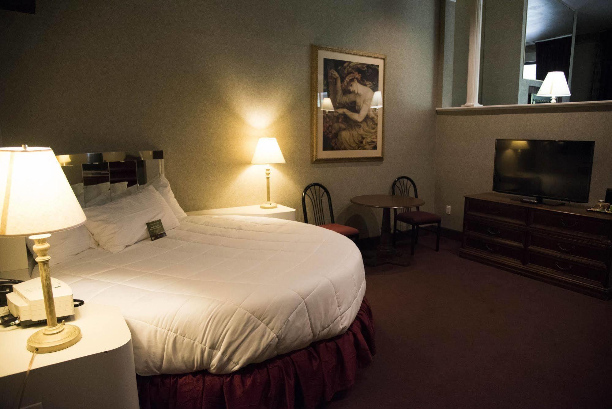 Cove Haven Resort Lakeville Екстер'єр фото