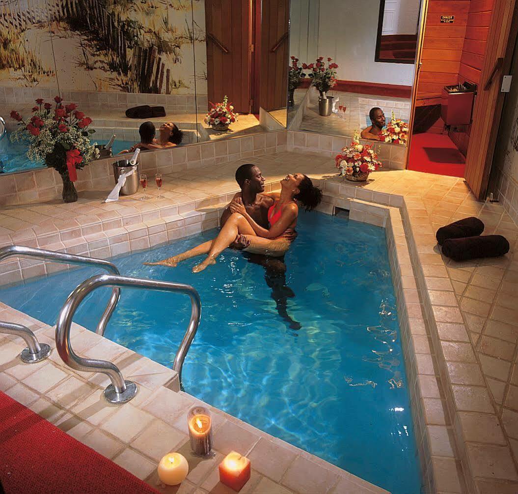 Cove Haven Resort Lakeville Екстер'єр фото
